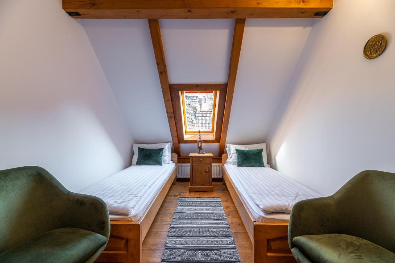 Boutique Hotel Von Graf Sighişoara Exteriör bild