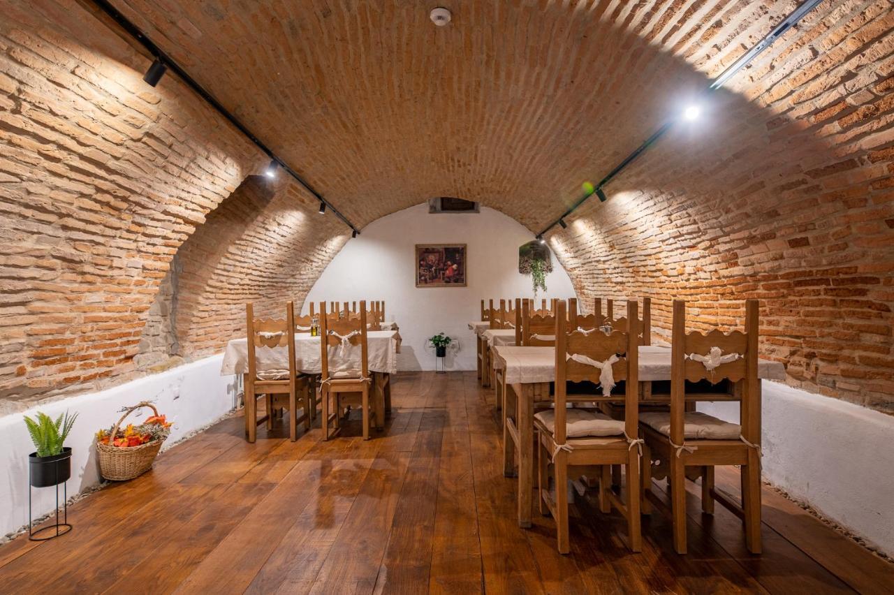 Boutique Hotel Von Graf Sighişoara Exteriör bild